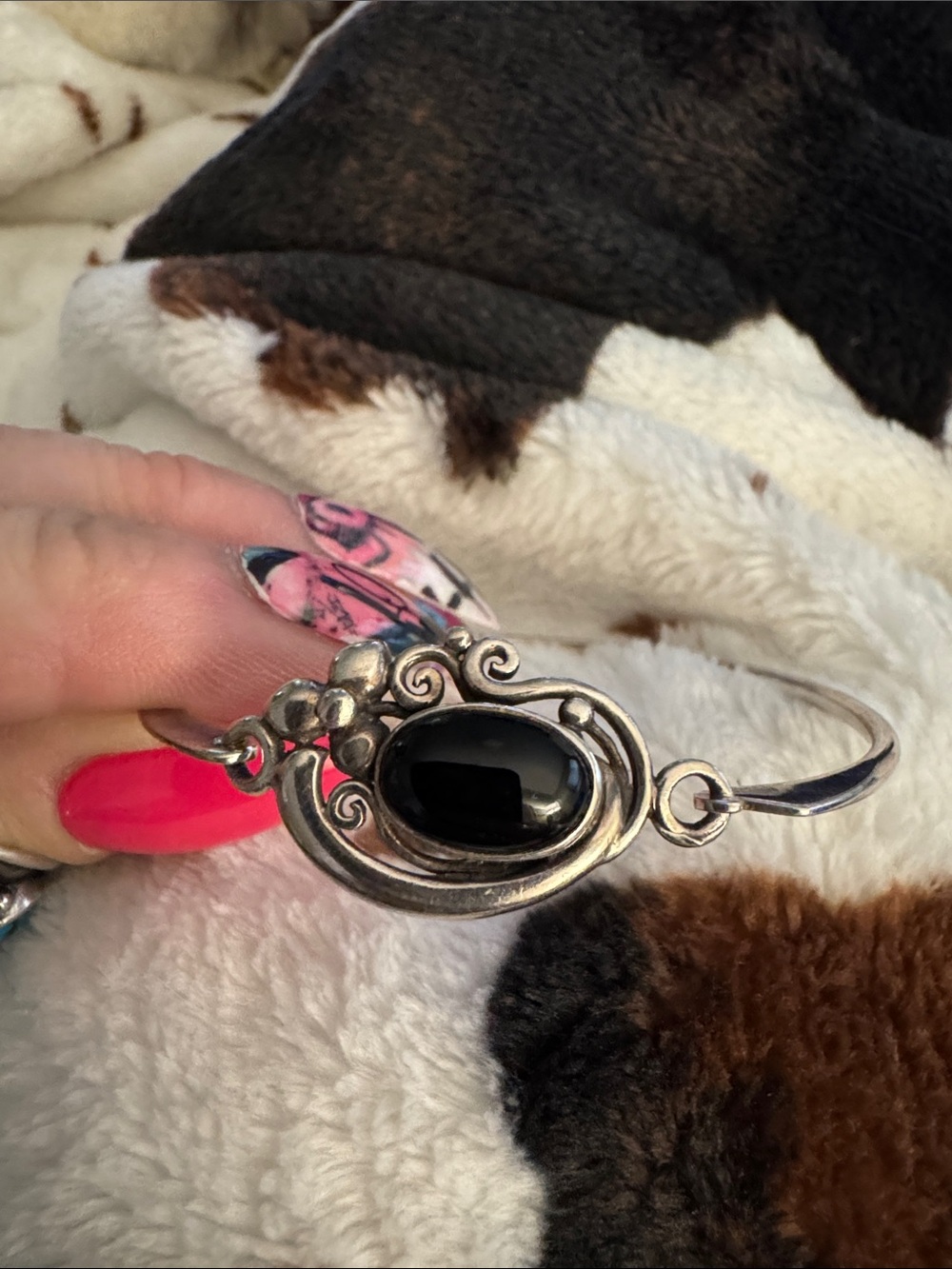 Native made/signed vintage Sterling Silver Black Onyx Cuff Bracelet